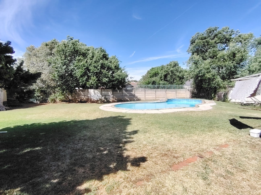 4 Bedroom Property for Sale in Fichardt Park Free State